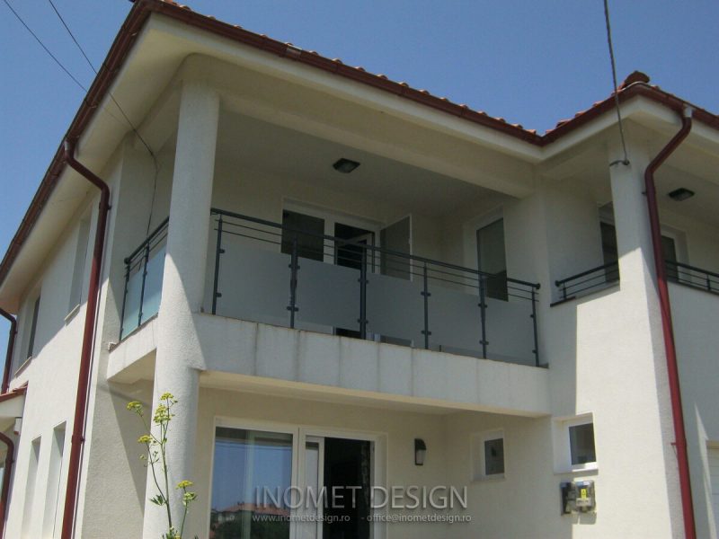 bal otel vopsit cu geam 5